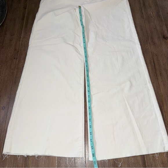 KUT FROM THE KLOTH meg high rise fab ab raw hem denim jeans in optic white - Picture 10 of 14